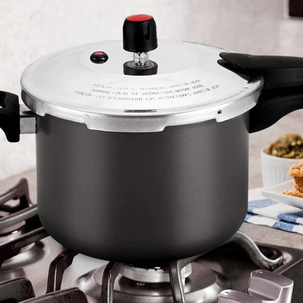 Panela De Pressão 4,5 Litros Preto- Fechamento Externo